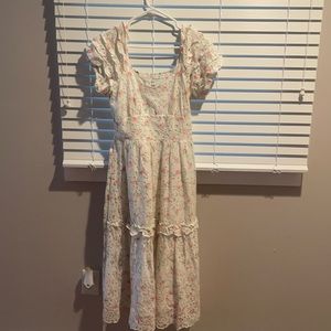 LOVESHACKFANCY target colab. Size 4 maxi dress